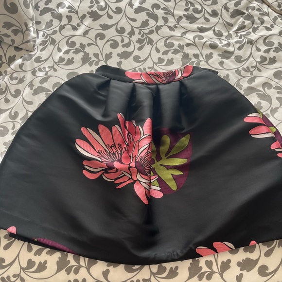 Parosh Skirt Set - Picture 16 of 16